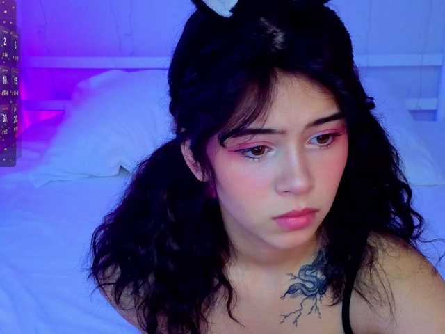 CoralineJones from BongaCams is Freechat