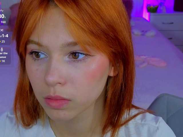 CoralineJones's BongaCams show and profile