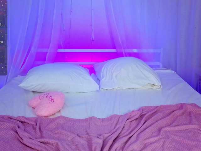CoralineJones from BongaCams is Freechat