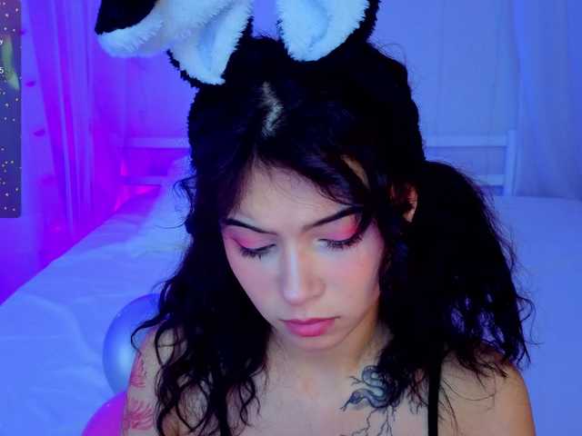 CoralineJones from BongaCams is Freechat