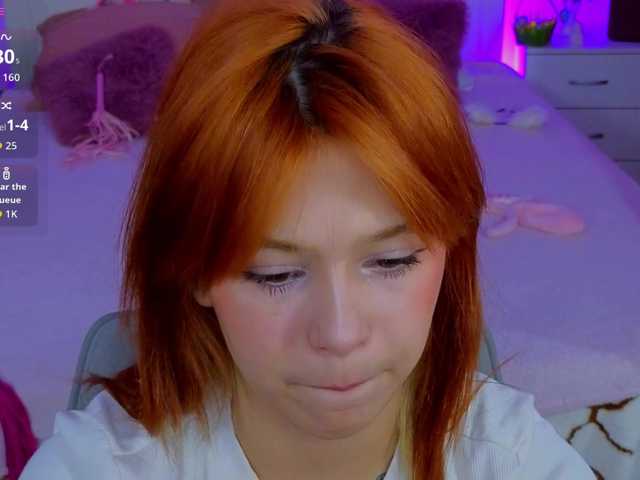 CoralineJones's BongaCams show and profile