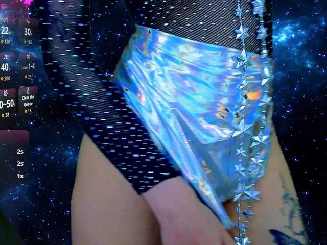 CoralineJones's BongaCams show and profile