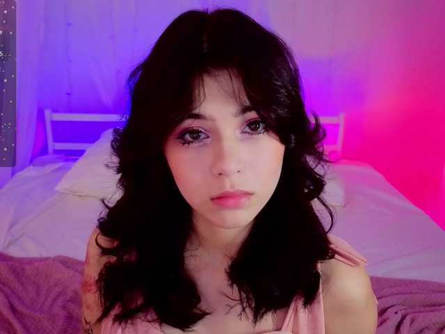 CoralineJones from BongaCams is Freechat