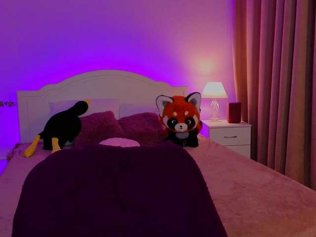 домашнее видео с CoralineJones