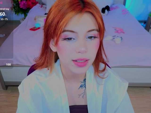 CoralineJones's BongaCams show and profile