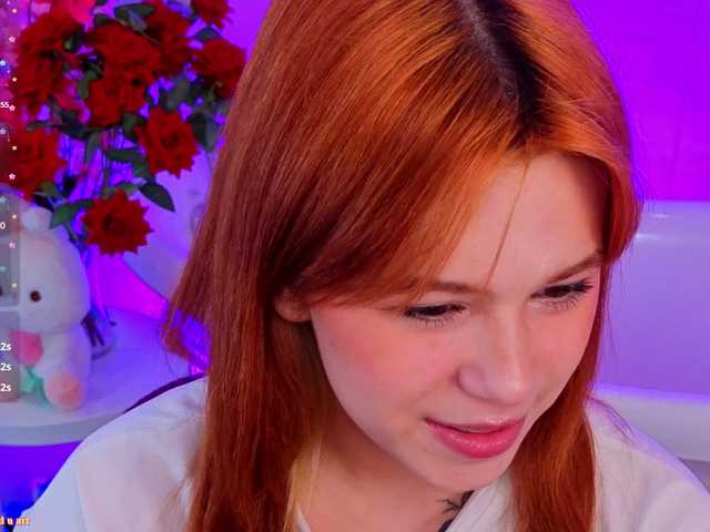 CoralineJones's BongaCams show and profile