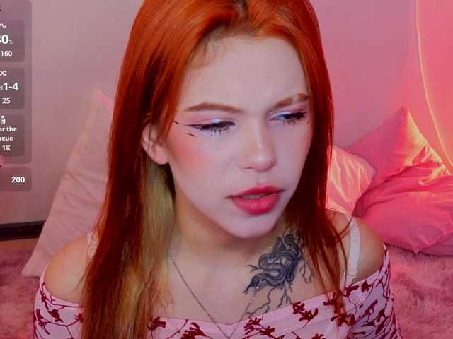 CoralineJones's BongaCams show and profile