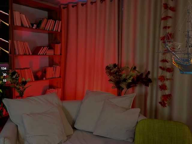 CoralineJones's BongaCams show and profile