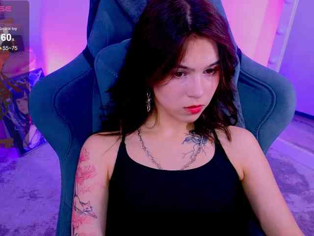 random live chat CoralineJones