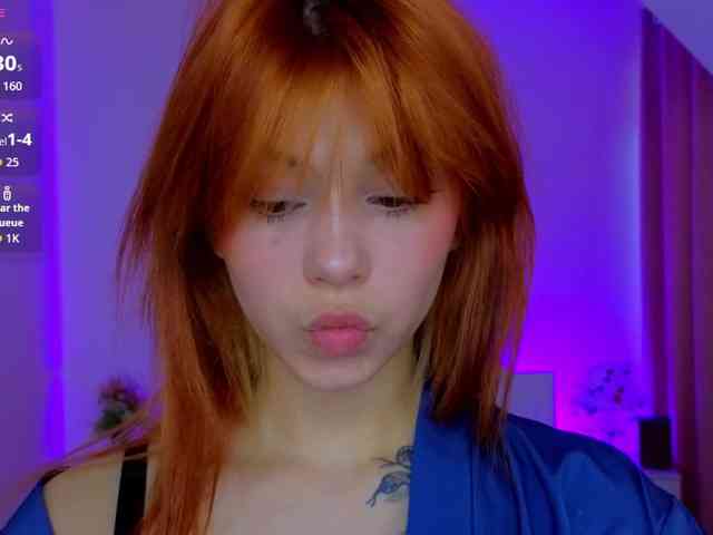 CoralineJones webcam