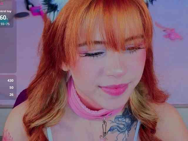 CoralineJones webcam