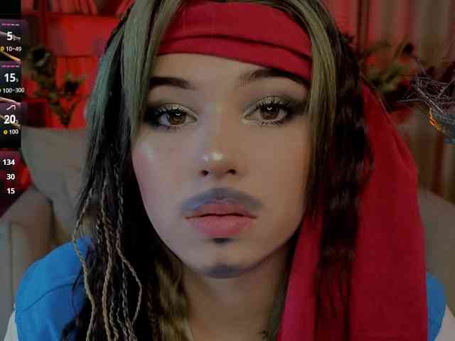 CoralineJones webcam