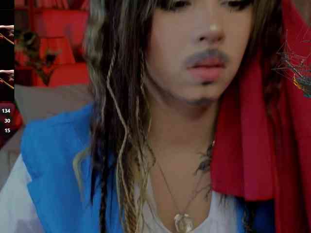 CoralineJones webcam