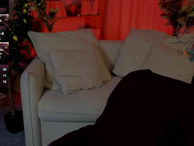 CoralineJones webcam