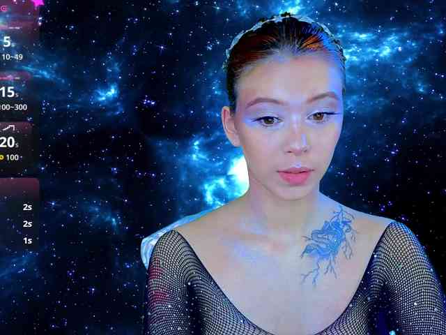 CoralineJones webcam