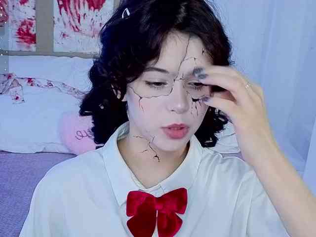 CoralineJones bongacams