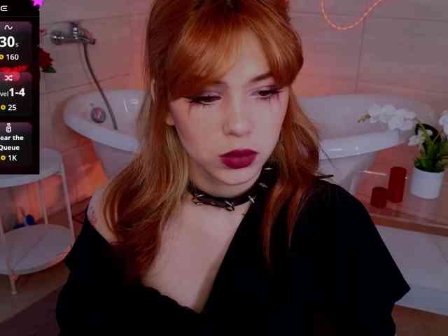 CoralineJones Live Webcam on BongaCams