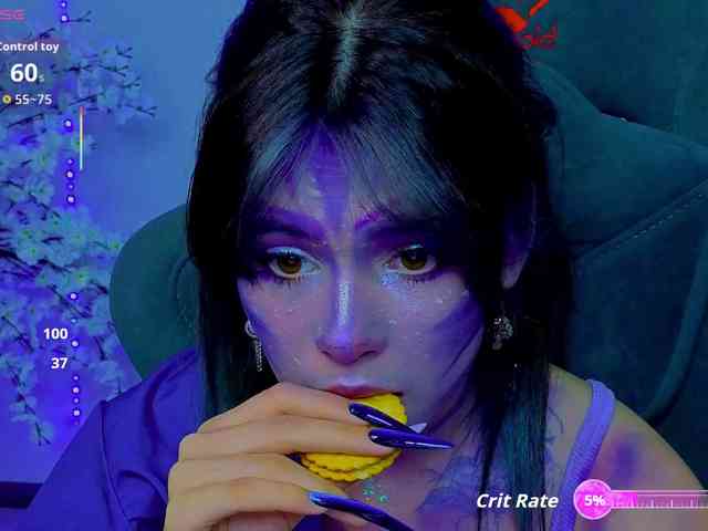 CoralineJones webcam