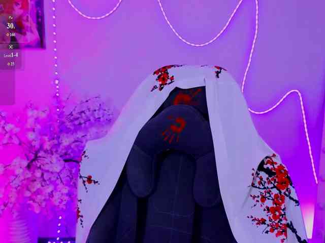 CoralineJones webcam