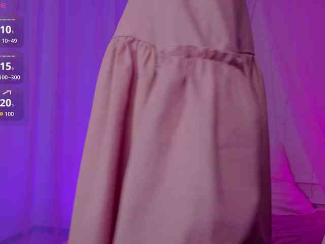 CoralineJones webcam