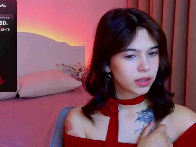 free webcam porn CoralineJones