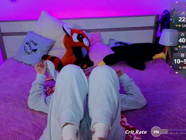 CoralineJones webcam