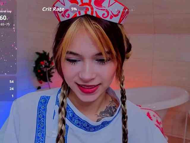 CoralineJones webcam