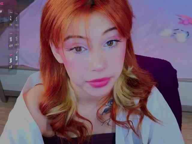 CoralineJones webcam