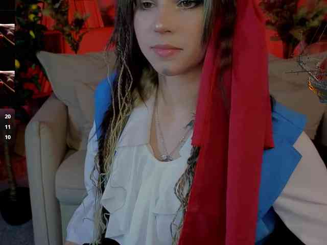 CoralineJones webcam