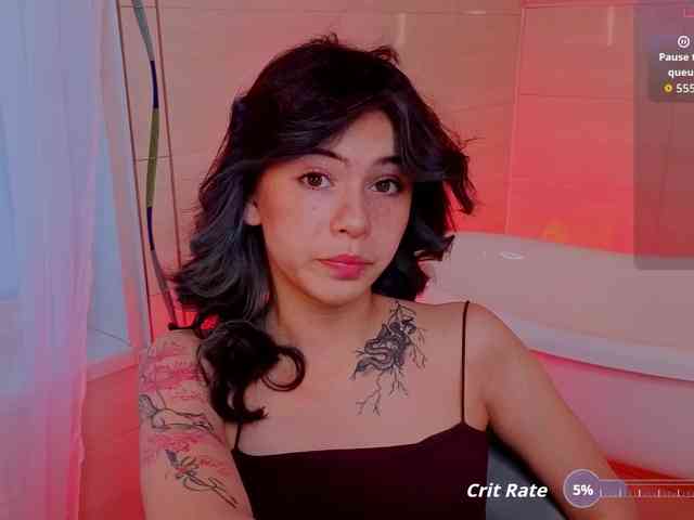 CoralineJones webcam