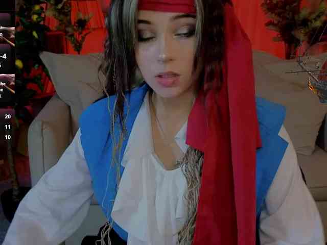 CoralineJones webcam