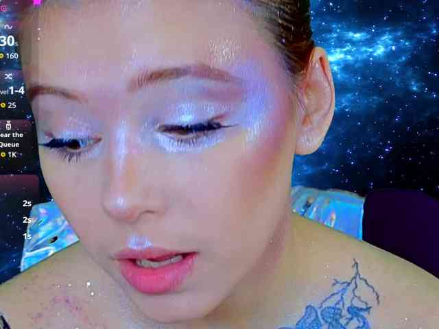 CoralineJones webcam