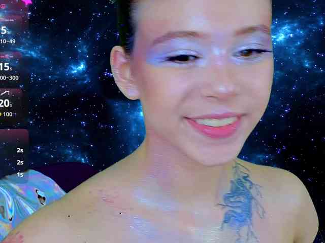 CoralineJones webcam