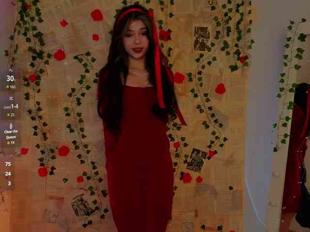 CoralineJones webcam