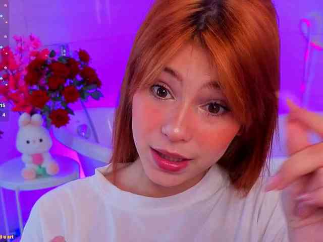 CoralineJones webcam