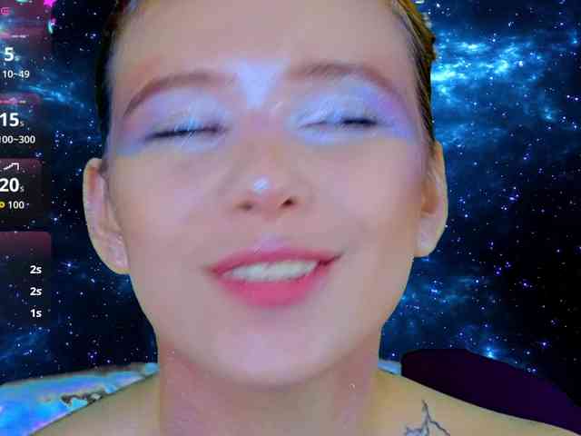 CoralineJones webcam