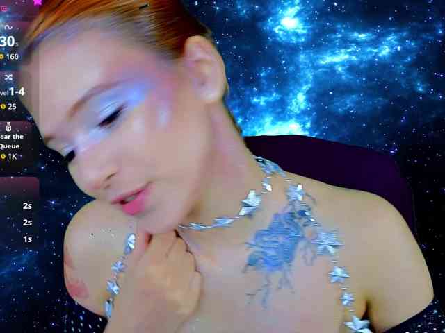 CoralineJones webcam