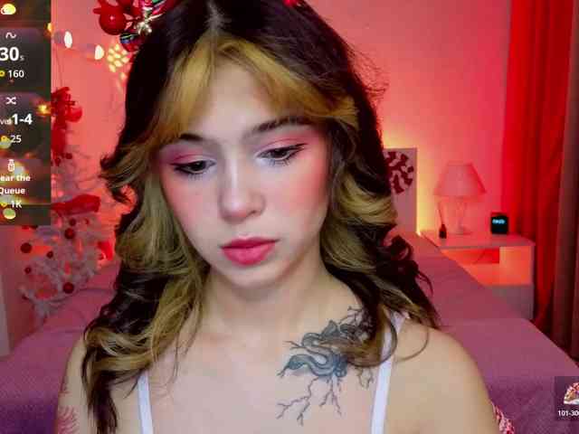 CoralineJones webcam