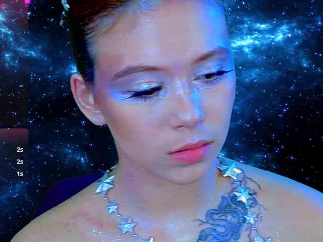 CoralineJones webcam