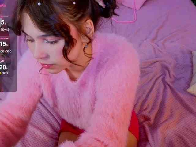 CoralineJones webcam