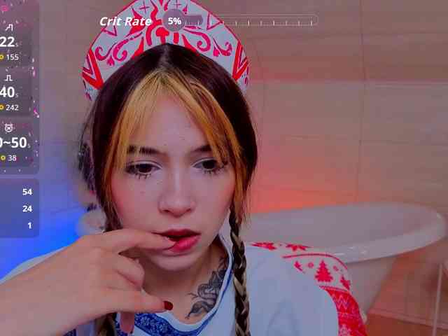 CoralineJones webcam