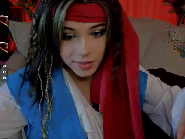 CoralineJones webcam