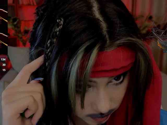 CoralineJones webcam