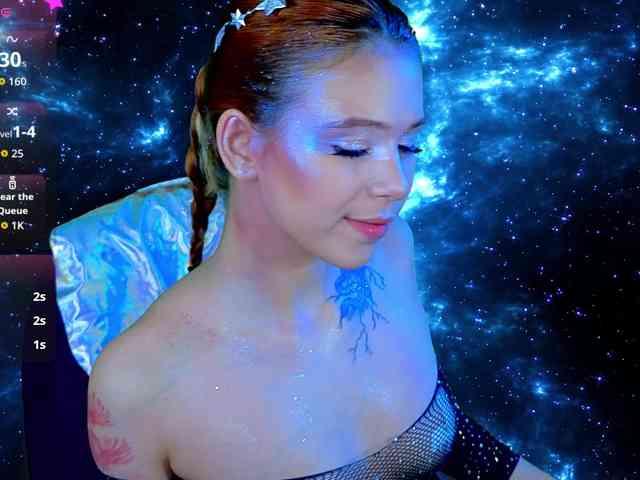 CoralineJones webcam