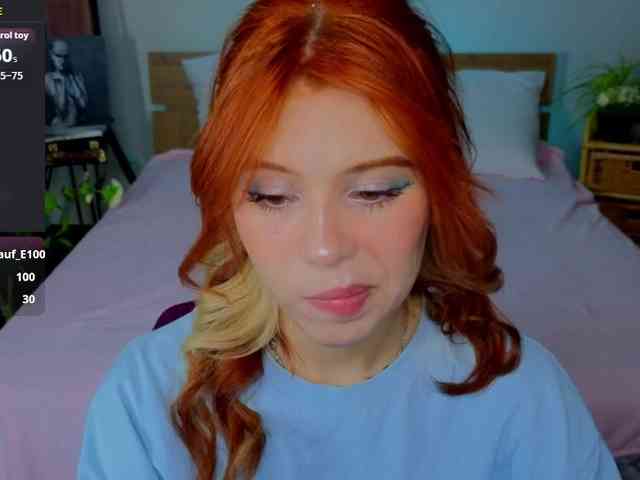 CoralineJones Live Webcam on BongaCams