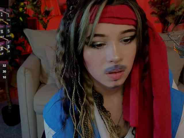 CoralineJones webcam