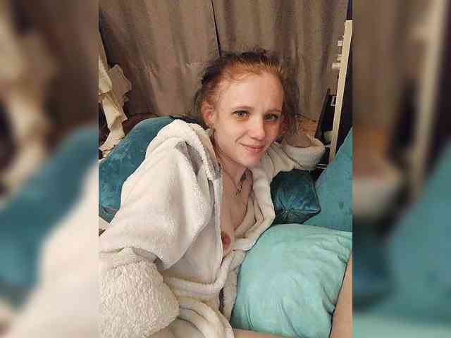 Esmeralda-Depari Live Webcam on BongaCams