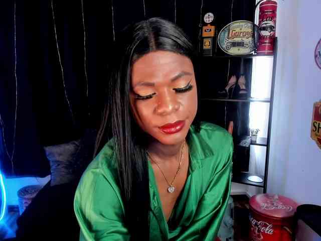 electra-abundanc... Live Webcam on BongaCams