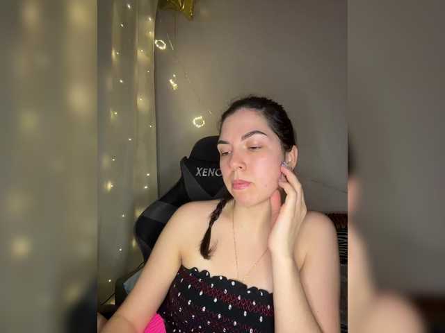 Vika19981's BongaCams show and profile