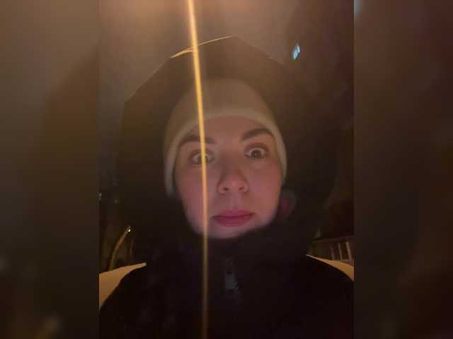 Vika19981's BongaCams show and profile